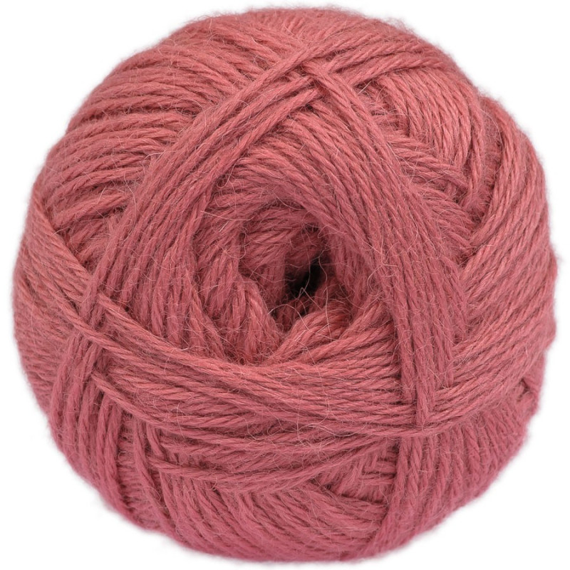 Pink - 100% baby llama - Medium - 100 gr./ 218 yd.